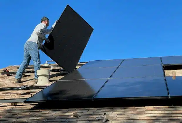 Installer des panneaux solaires